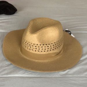 cute women’s hat!